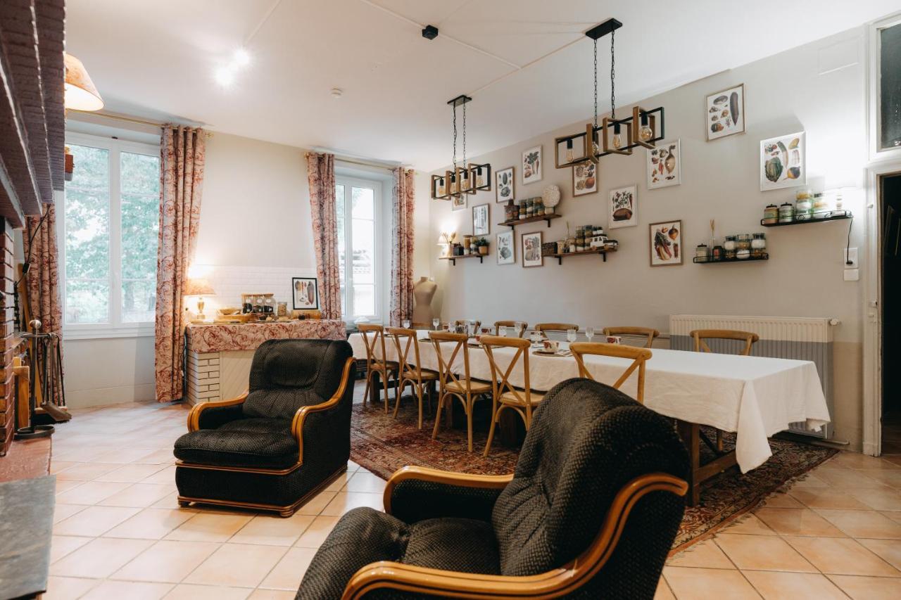 B&B Le Domaine Des Marcoujans Saint-Élix-le-Château Kültér fotó